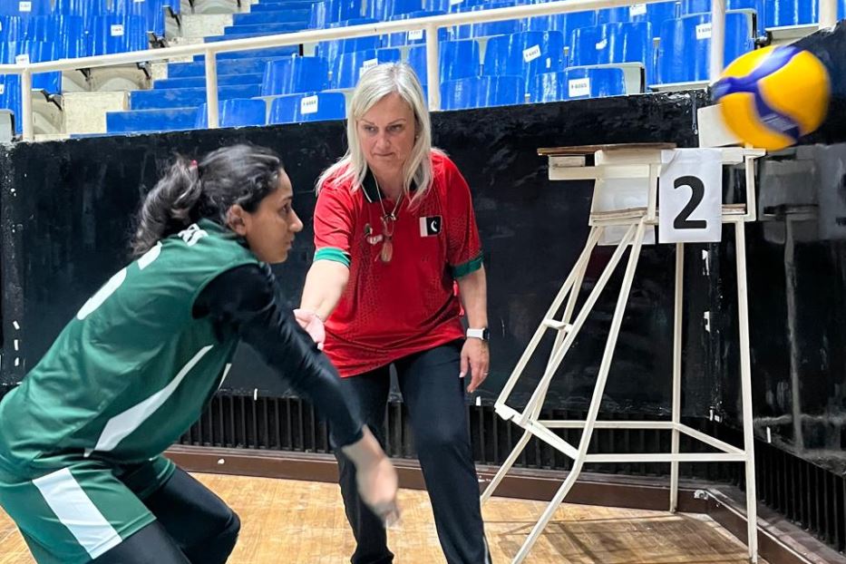 La storia. Alessandra Campedelli: «Il volley fa sognare le donne pachistane»