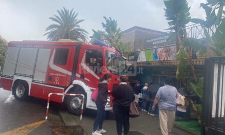 Bordighera, donna delle pulizie intossicata al palazzetto dello sport